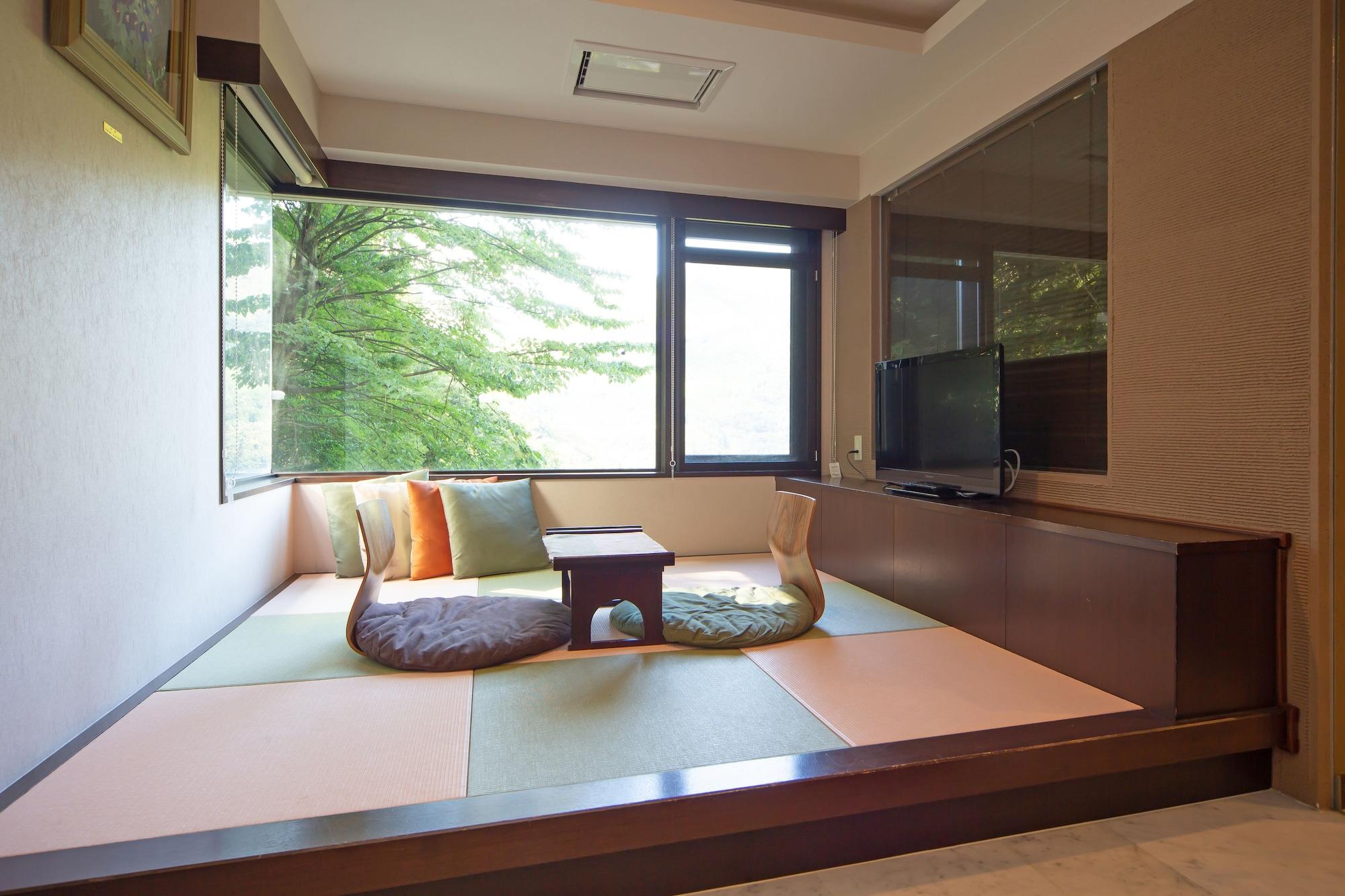 【Room Only or No Meal】Suite Semi Open-Air Cypress Bath or Cypress Bath or Granite Bath
